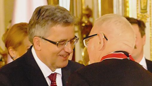 Prezydent Rzeczypospolitej Polskiej odznaczył profesora dr. hab. Jerzego Woyke Krzyżem Komandorskim Orderu Odrodzenia Polski (7/2014)